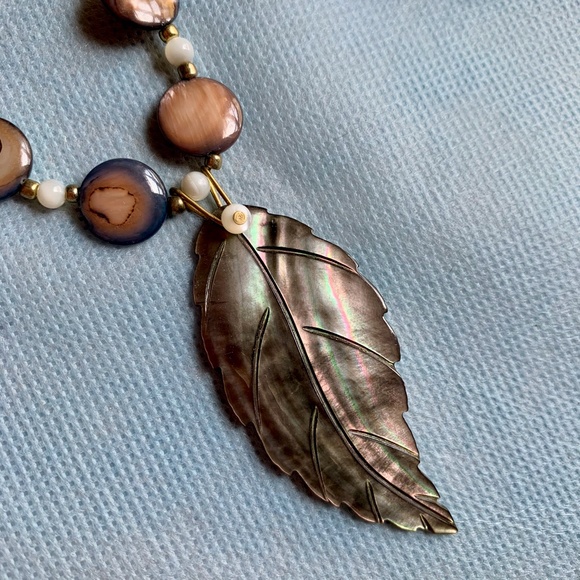 Mother of Pearl Leaf Dangle Necklace Earthy rustic - Picture 2 of 8